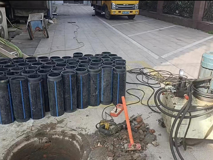 抱由镇PE置换管厂家 DN315置换管 非开挖管短管置换